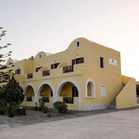 Mandilaria Guest house Perivolos (Santorini)
