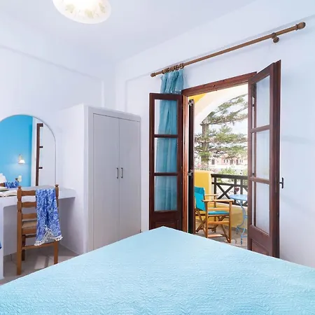 Mandilaria Guest house